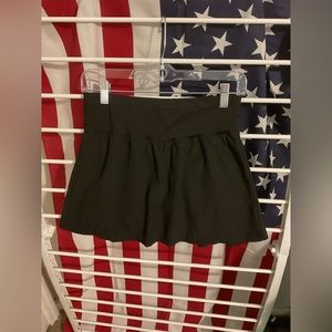 0 to 5 brand athletic skirt size Large